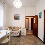 Vendégház Casa Mafalda - Rooms, Friends And - Affittacamere, *