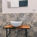Casa Mafalda - Rooms, Friends And - Affittacamere, Гостевой дом *