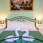 Casa Mafalda - Rooms, Friends And - Affittacamere, Pensjonat