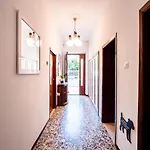 Гостевой дом Casa Mafalda - Rooms, Friends And - Affittacamere, *
