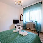Casa Mafalda - Rooms, Friends And - Affittacamere, * Сенигаллия