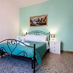 Casa Mafalda - Rooms, Friends And - Affittacamere,