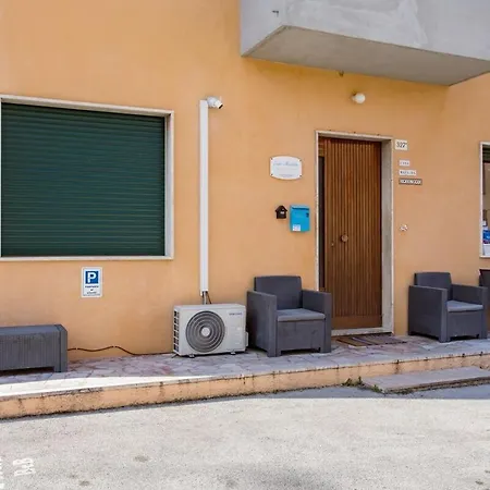 Guest house Casa Mafalda - Rooms, Friends And - Affittacamere, *