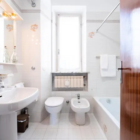 Guest house Casa Mafalda - Rooms, Friends And - Affittacamere, Senigallia