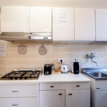 Casa Mafalda - Rooms, Friends And - Affittacamere,