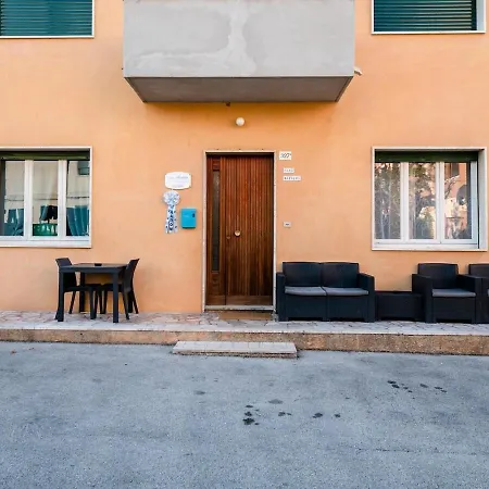 Πανσιόν Casa Mafalda - Rooms, Friends And - Affittacamere, Σενιγκάλια