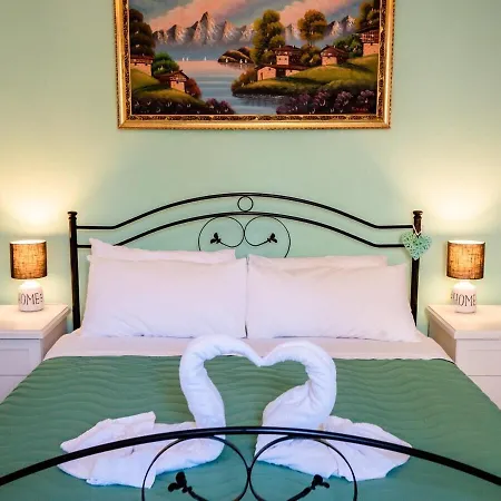Casa Mafalda - Rooms, Friends And - Affittacamere, Гостьовий будинок