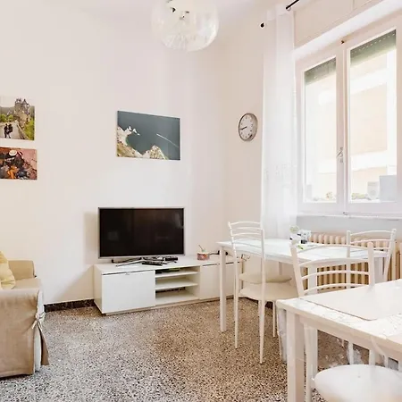 Casa Mafalda - Rooms, Friends And - Affittacamere, Гостьовий будинок *