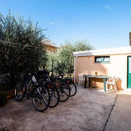 Casa Mafalda - Rooms, Friends And - Affittacamere, Гостьовий будинок