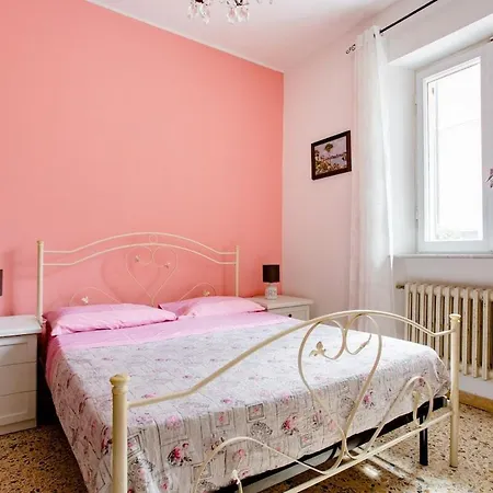 Casa Mafalda - Rooms, Friends And - Affittacamere, Guest house *