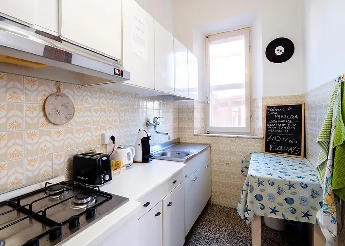 Casa Mafalda - Rooms, Friends And - Affittacamere, *