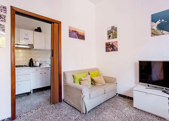Casa Mafalda - Rooms, Friends And - Affittacamere, *