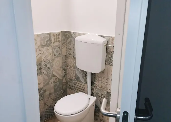 Casa Mafalda - Rooms, Friends And - Affittacamere, *