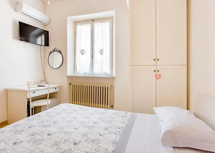 Casa Mafalda - Rooms, Friends And - Affittacamere, * Senigallia