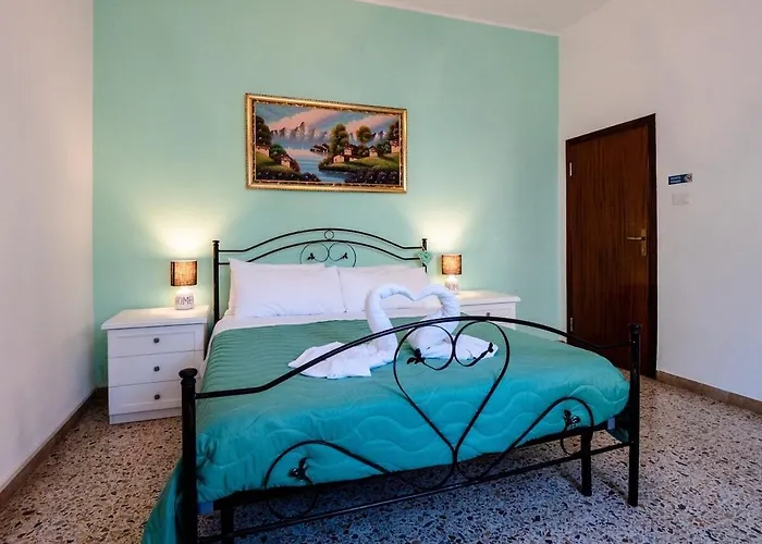 Maison d'hôtes Casa Mafalda - Rooms, Friends And - Affittacamere, *